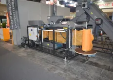 The onion packer of Polish manufacturer Domasz.